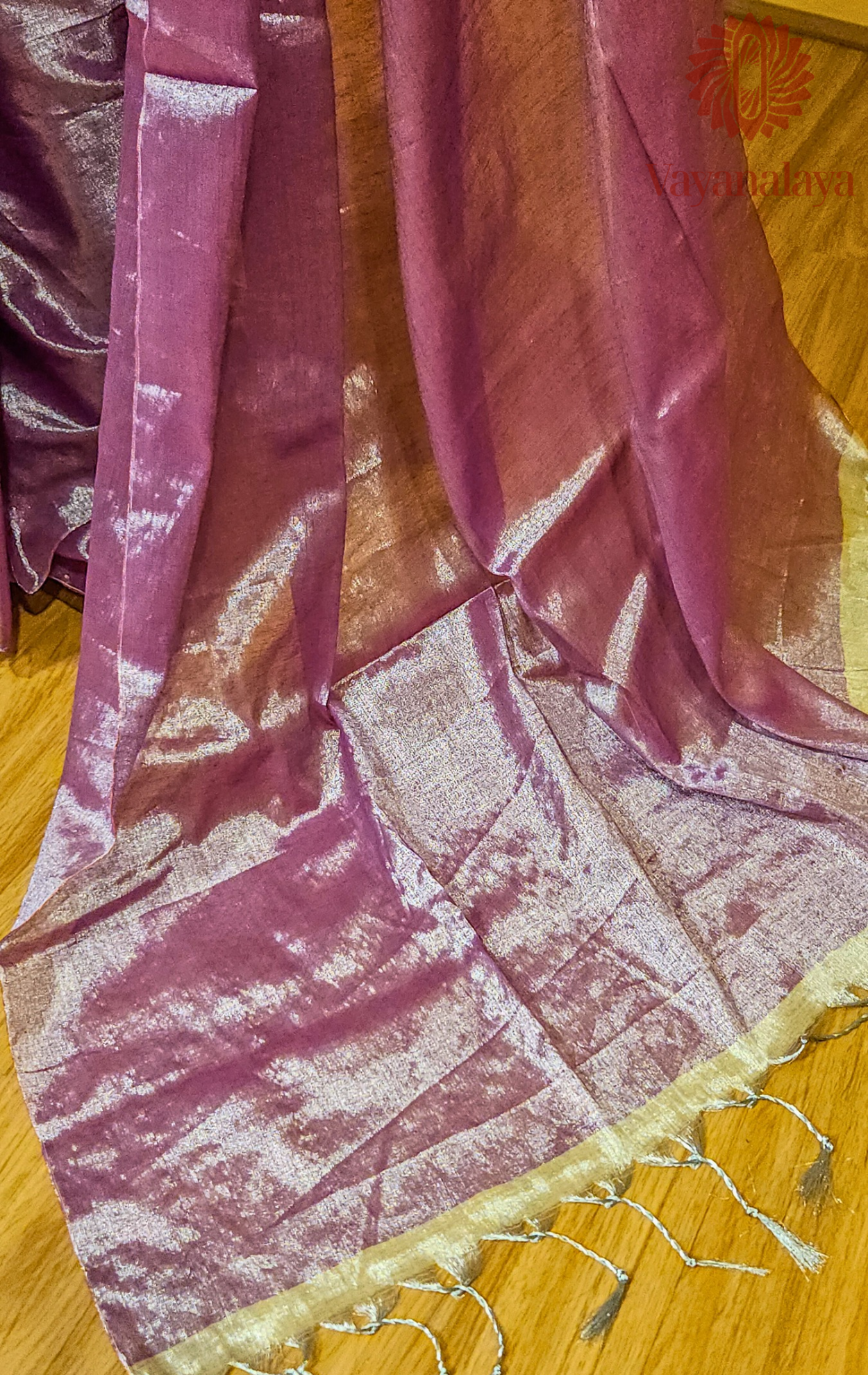 Handwoven Tissue Cotton Saree- Onion pink