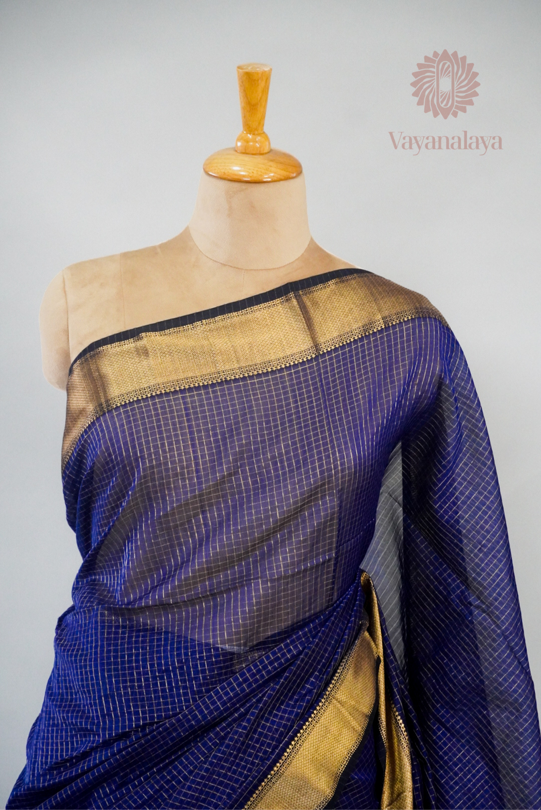 Royal Blue Maheshwari Silk Cotton Saree with Zari Checks