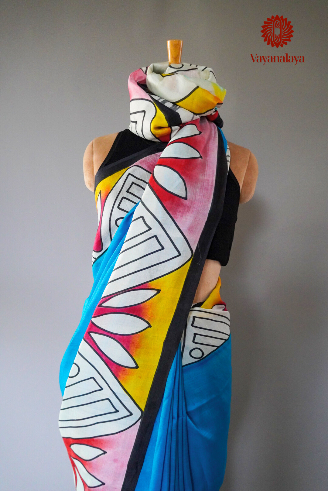 The Silk Canvas – Blue Edition