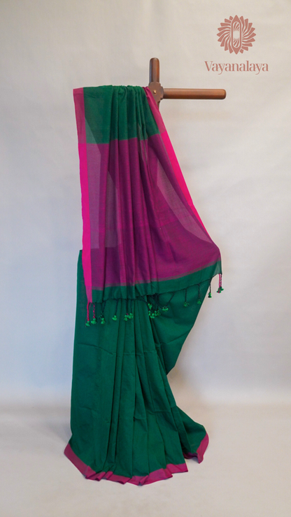 Handloom Green Cotton Saree with Pink Contrast Border