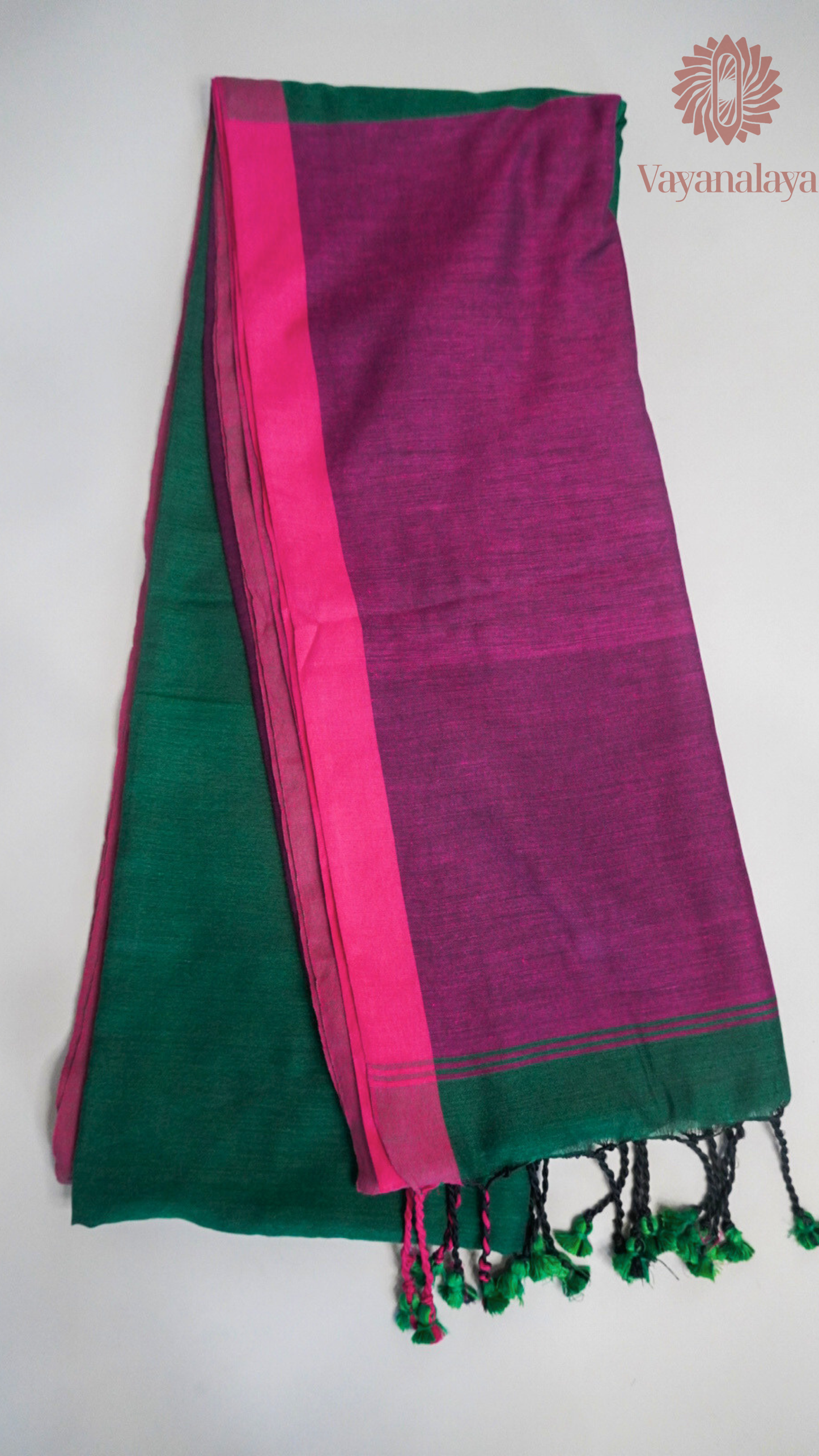 Handloom Green Cotton Saree with Pink Contrast Border