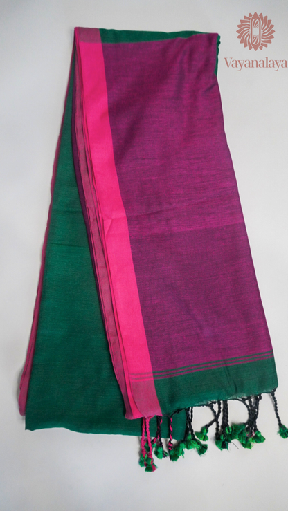 Handloom Green Cotton Saree with Pink Contrast Border