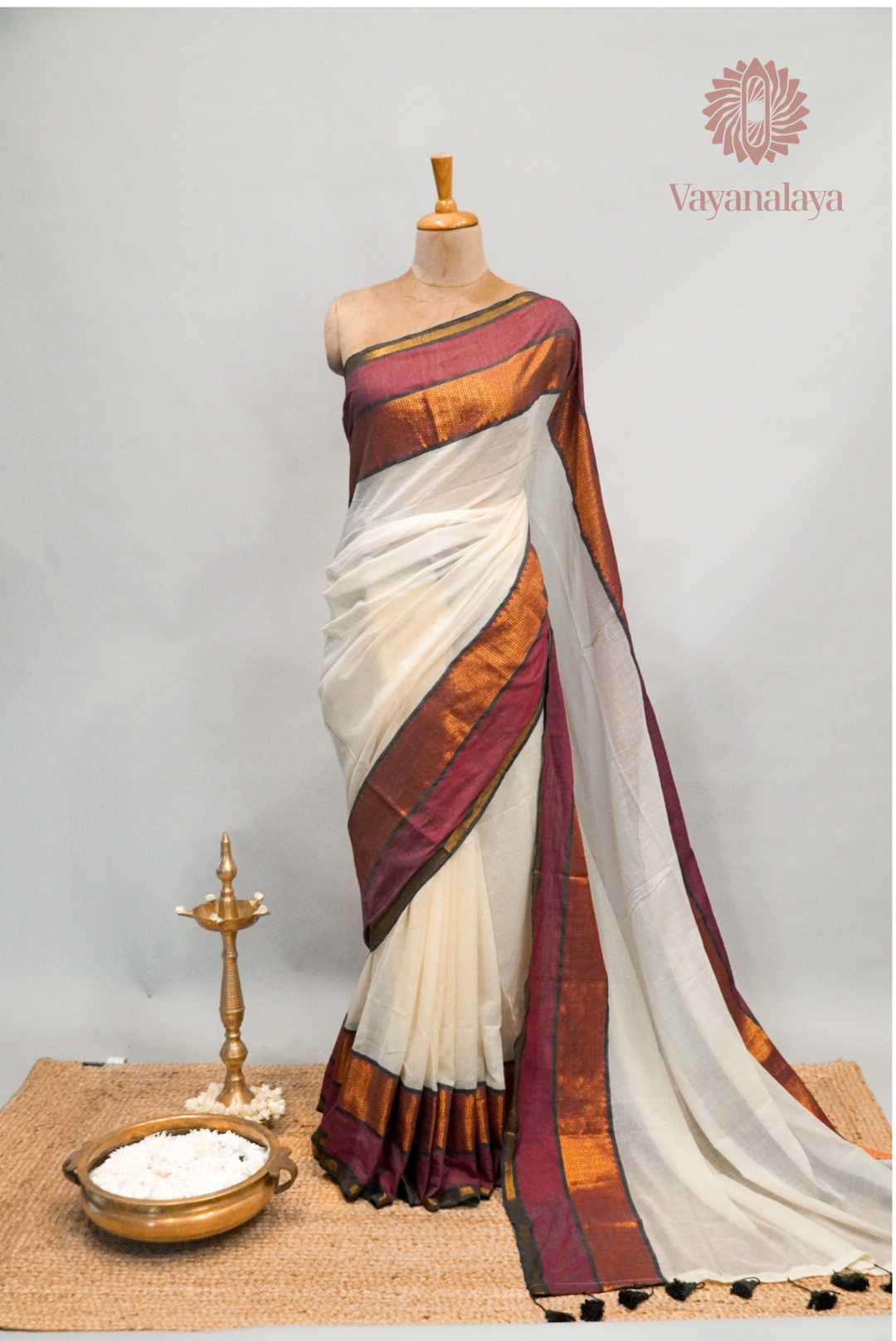 Maroon & Copper Gold Kasavu Mul Cotton Saree