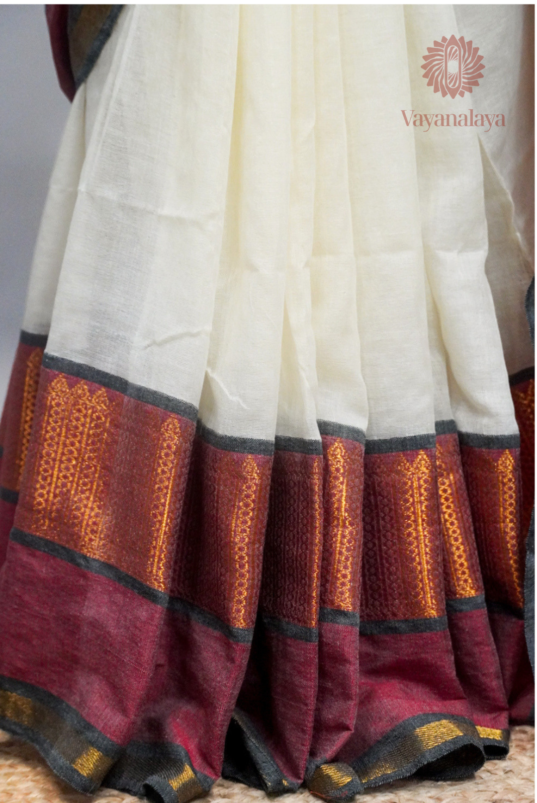 Maroon & Copper Gold Kasavu Mul Cotton Saree