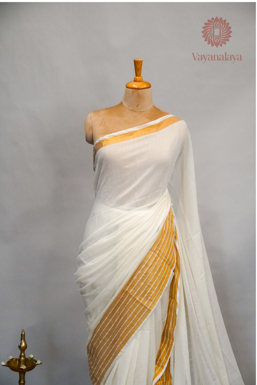 Gold Striped Kasavu Mul Cotton Saree